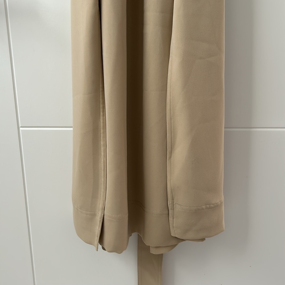 Babaton Kahlo Robe - Picture 9 of 12